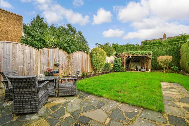 Cottage for sale in Walton On The Hill, Walton On The Hill, Tadworth, Surrey