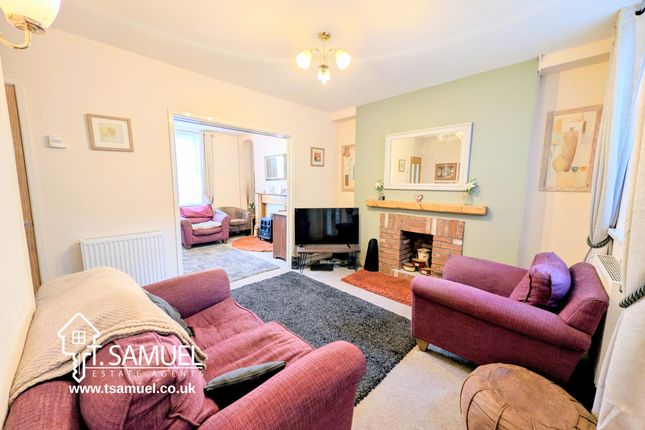 4 High Street, Mountain Ash photo 3