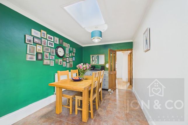 14, Parracombe Way, Northampton photo 4