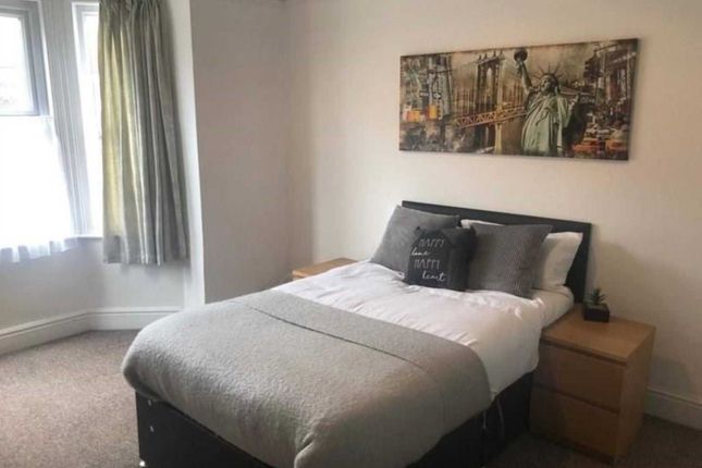 Room to rent in Culver Road, Reading