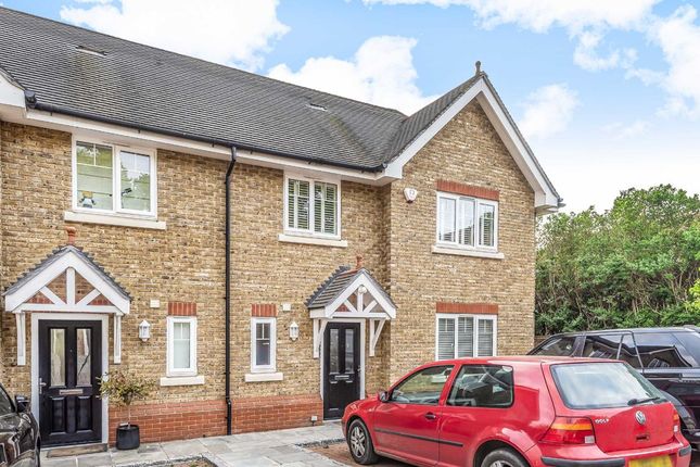Property to rent in Oakhurst Close, Kingston Upon Thames