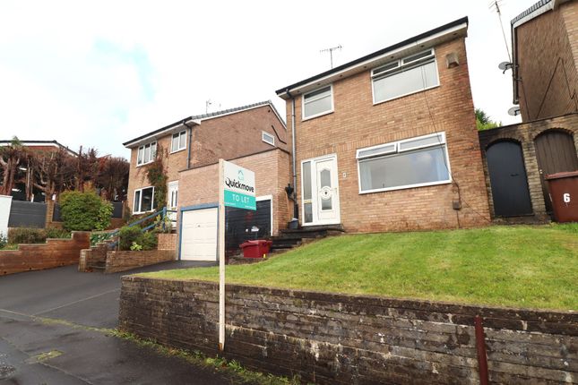 4 Petrel Close, Blackburn photo 2