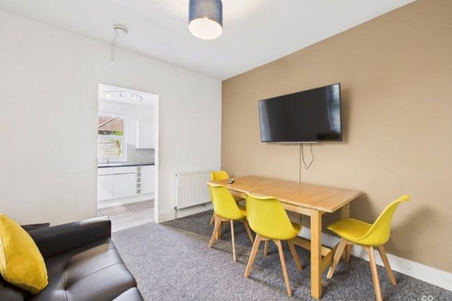 67 Whippingham Road, Brighton photo 2