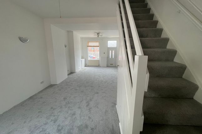 130, Trafalgar Street, Ashton-under-Lyne photo 3