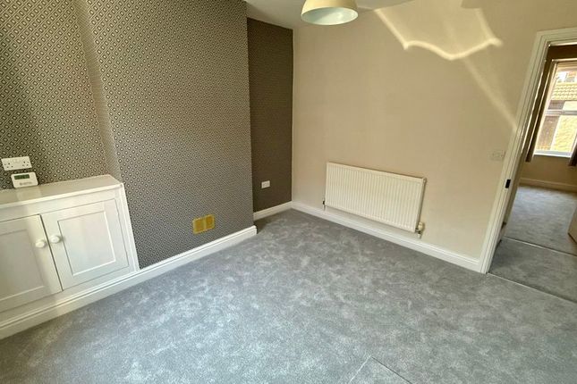 18, Wilson Street, Lincoln photo 3