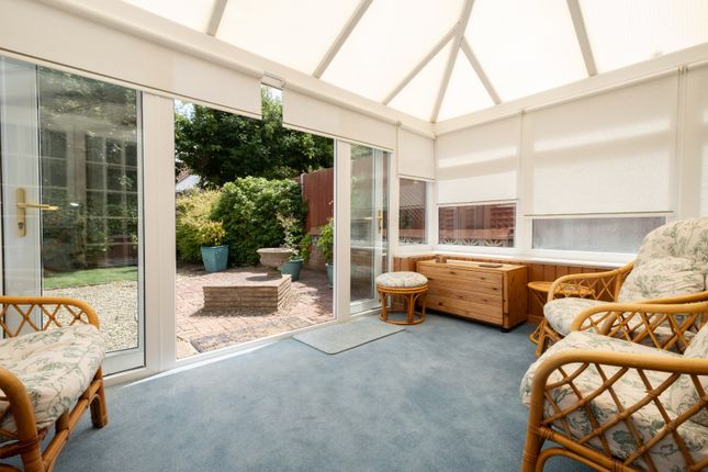 16, Newlands Drive, Deal photo 4