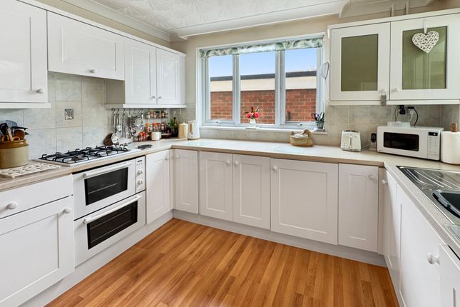 44 Oxford Street, Cowes photo 3