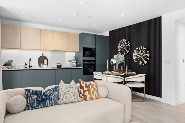 L&Q - Prime Point, Private Sale