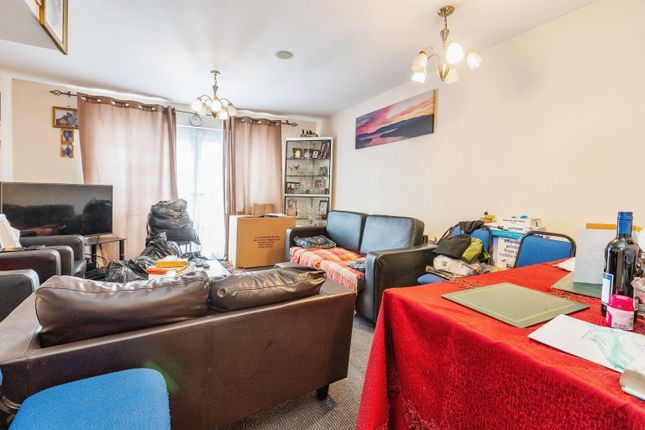End terrace house for sale in Pentland Close, London