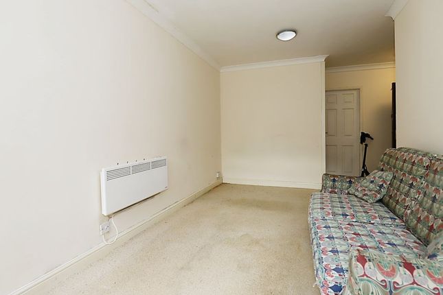 Flat for sale in Lower Vauxhall, Wolverhampton