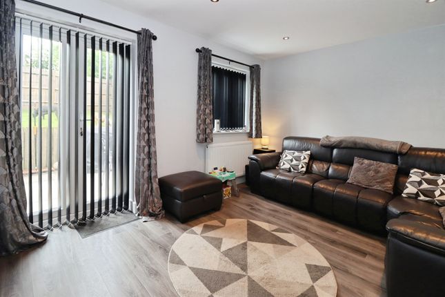 53, College Way, Bristol photo 3