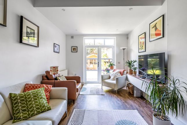 Apt 2, The Ridgeway, Tunbridge Wells photo 3