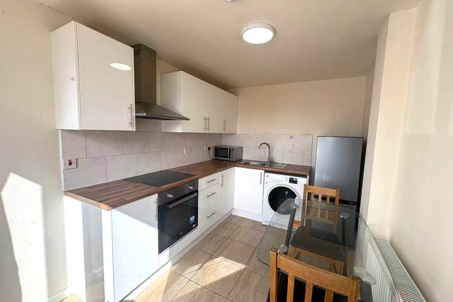 5, Aldrin Way, Coventry photo 5