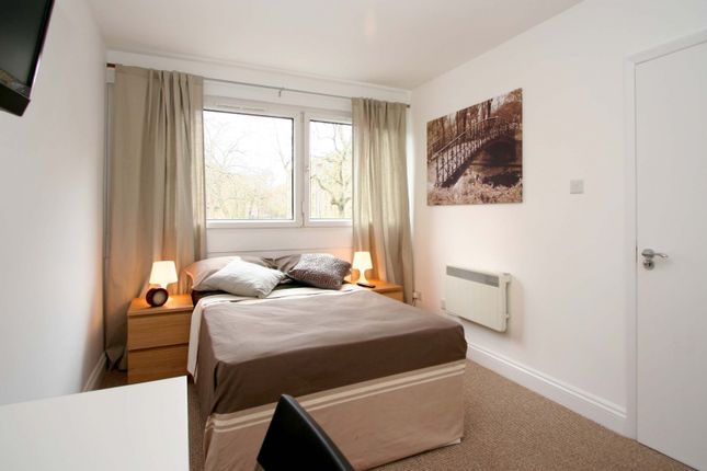 Thumbnail Room to rent in Bowditch, London