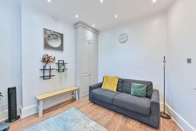 Birchanger Road, flat 1, London photo 2