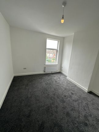 Terraced house to rent in Fisher Street, Wolverhampton