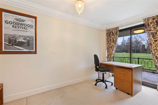 Flat for sale in Tollhouse Close, Chichester, West Sussex