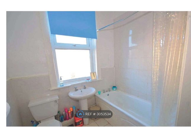 Woodford Road, Wirral photo 4