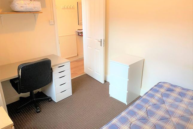 3 (Rooms), Brailsford Road, Manchester photo 5