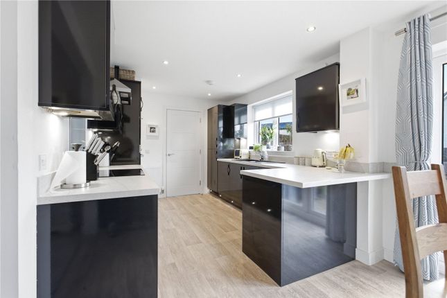 5, Monteith Avenue, Stirling photo 4
