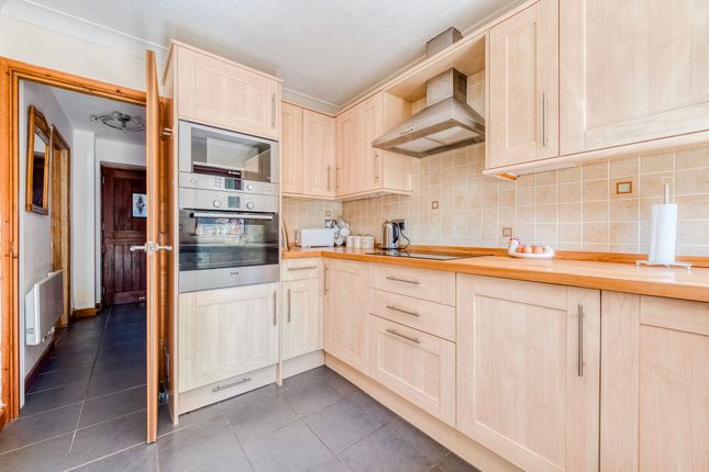 32 Beechlands Park, Norwich photo 4
