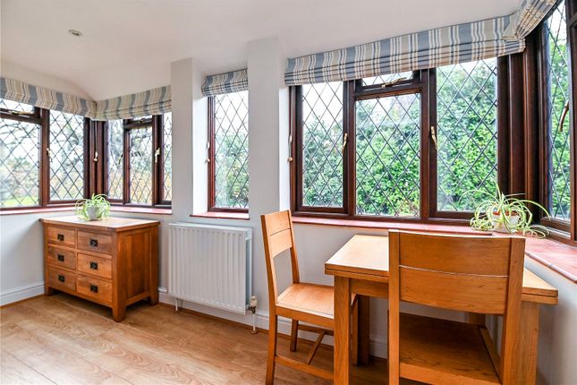 Mile Oak, 15, Dilly Lane, New Milton photo 4