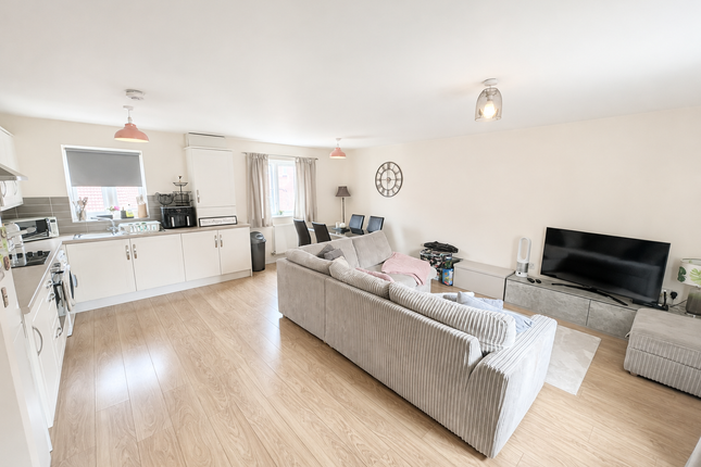 8, Mead Cross, Exeter photo 2