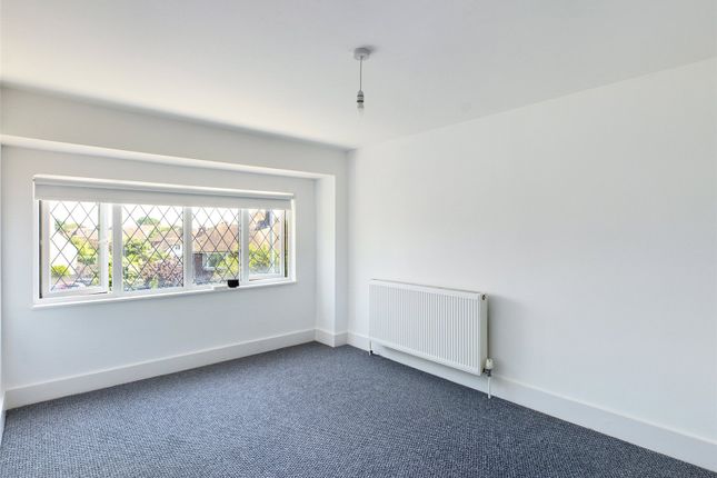 Flat to rent in Flat 2, 1B Elm Grove, Worthing, West Sussex BN11