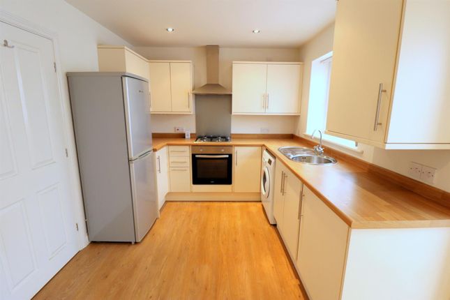 373, Southcoates Lane, Hull photo 2