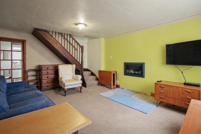 14, Washington Court, Kettering photo 2