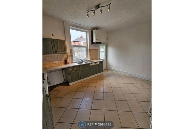 Bolton Road, Kearsley, Bolton photo 5