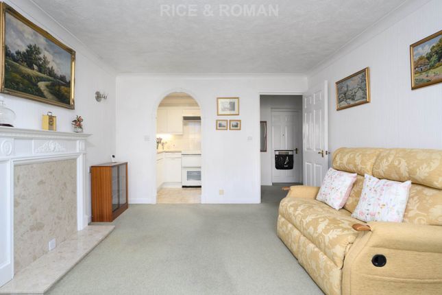 17 Riverstone Court, Queen Elizabeth Road, Kingston Upon Thames photo 4
