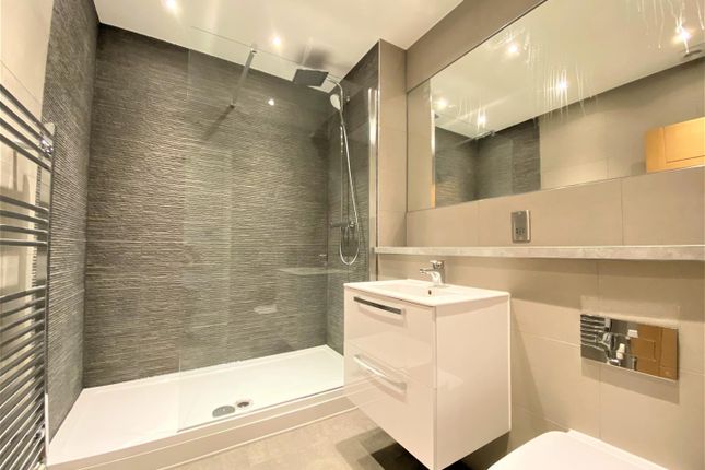 4 John Thornton House, 1A, The Burges, Coventry photo 3