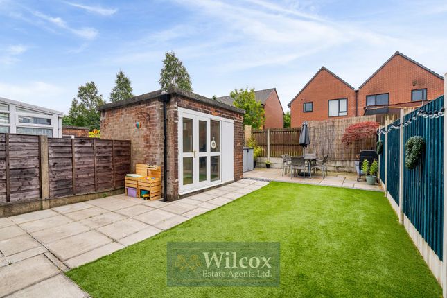76 Crossdale Road, Bolton photo 4