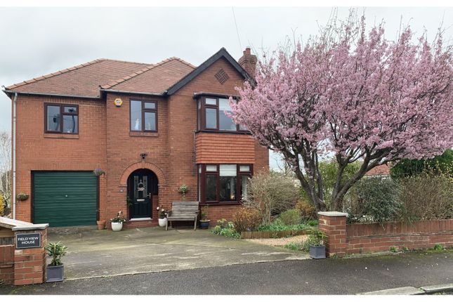 Thumbnail Detached house for sale in Whitcliffe Avenue, Ripon