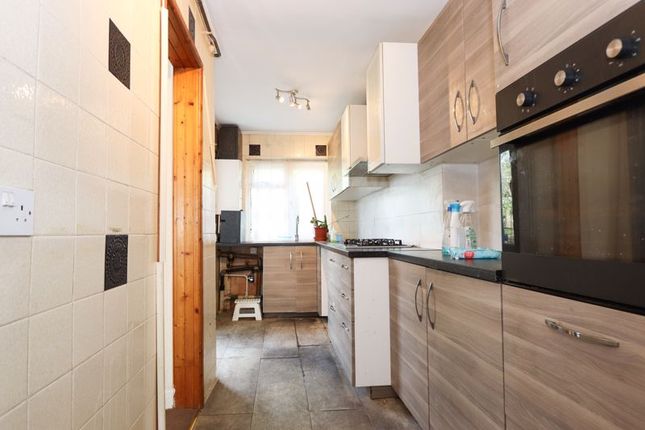 Terraced house for sale in Bourne View, Greenford