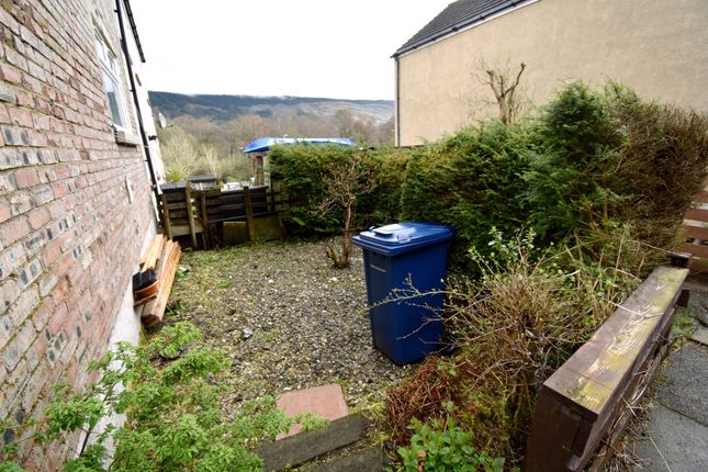 Terraced house for sale in Broxwood Place, Sandbank, Dunoon