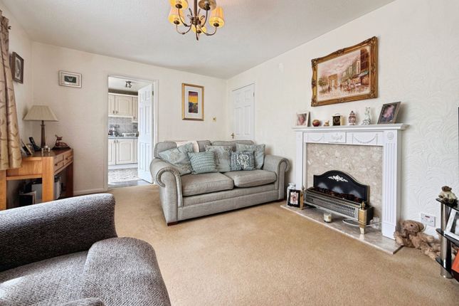 36, Blackburn Crescent, Sheffield photo 2