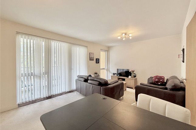 Courier Court, 27, 2 Guardian Avenue, London photo 4