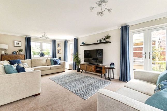 6, Willow Bridge Close, Carlton photo 3