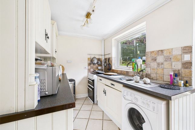 1 Caradon Heights, Liskeard photo 4