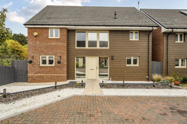 1369590168ee2827F055F