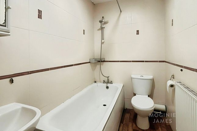 Flat 2, 177A, Newport Road, Cardiff photo 2