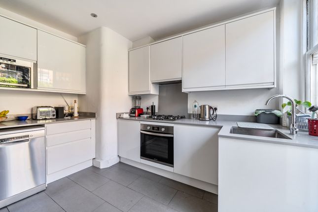 15, Felix Avenue, London photo 3