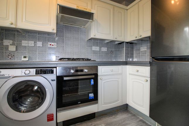 24, Robina Close, Northwood Hills photo 4