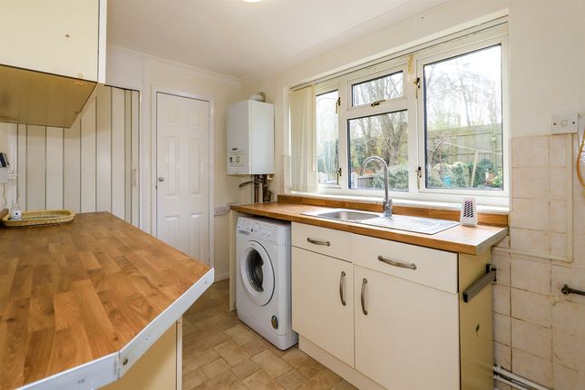 48, Humphries Crescent, Bilston photo 3