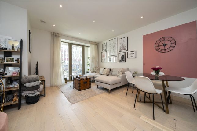Flat for sale in Tramyard Apartments, 266 Balham High Road, London