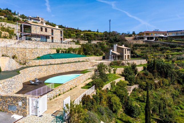 Villa for sale in Liguria, Savona, Alassio