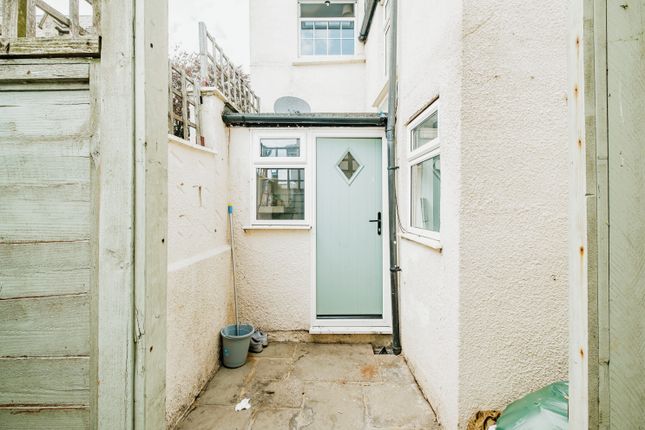 End terrace house for sale in Ambrose Place, Worthing