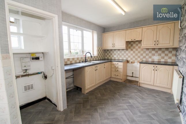 8, Carlton Park, Manby photo 3